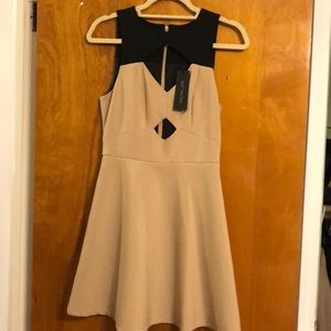 Rachel Zoe camel cutout dress with Pockets!